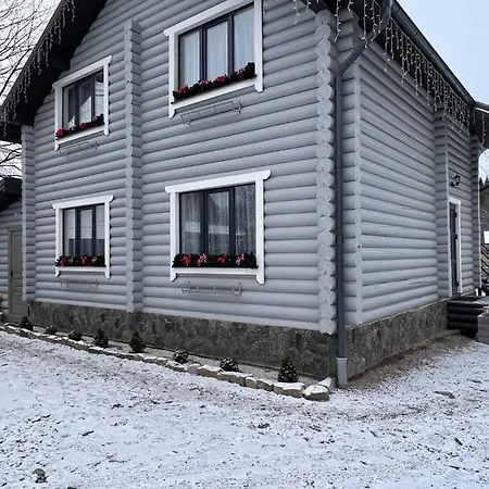 Vip рокита Apartment Mykulytschyn